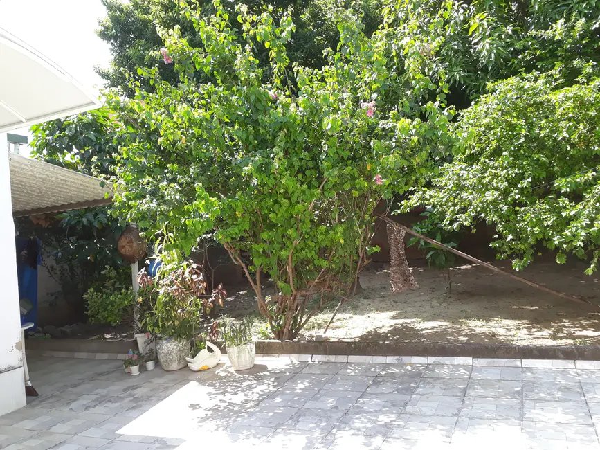 Casa com 1 quarto à venda, 100m2 em Marapicu, Nova Iguacu - RJ - imagem 5 Foto 5 de Casa com 1 quarto à venda, 100m2 em Marapicu, Nova Iguacu - RJ