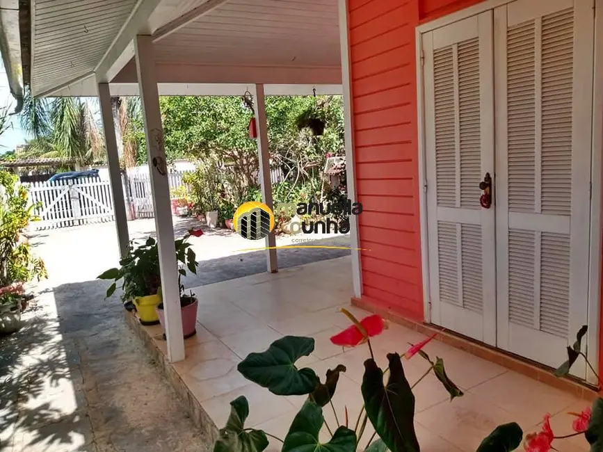 Foto 9 de Casa com 3 quartos à venda, 480m2 em Praia de Itaipuaçu (Itaipuaçu), Marica - RJ