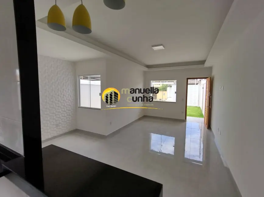 Foto 4 de Casa com 2 quartos à venda, 240m2 em Jardim Atlântico Central (Itaipuaçu), Marica - RJ