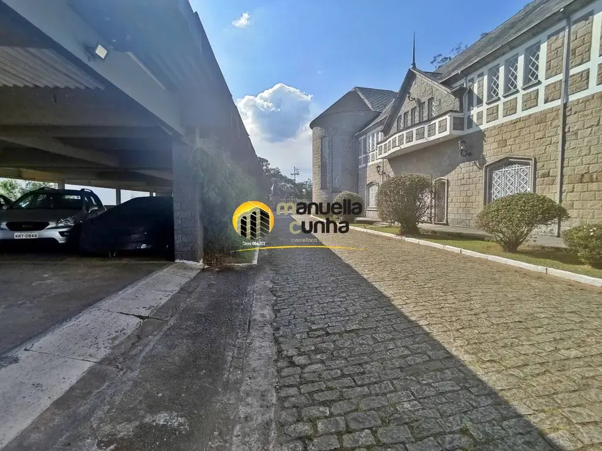 Casa com 5 quartos à venda, 550m2 em Quitandinha, Petropolis - RJ - imagem 5 Foto 5 de Casa com 5 quartos à venda, 550m2 em Quitandinha, Petropolis - RJ