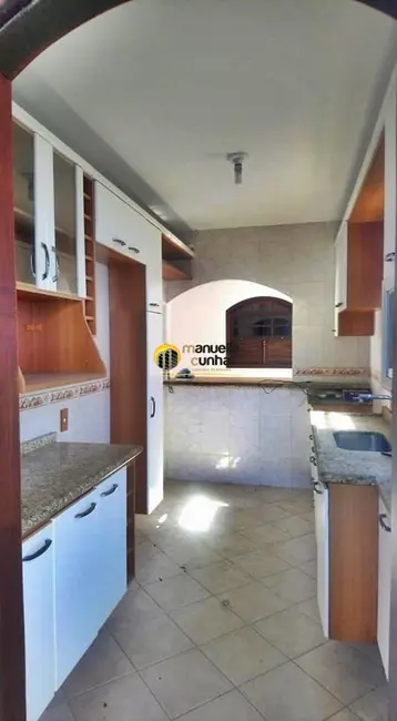 Casa com 2 quartos à venda, 418m2 em Centro, Marica - RJ - imagem 9 Foto 9 de Casa com 2 quartos à venda, 418m2 em Centro, Marica - RJ