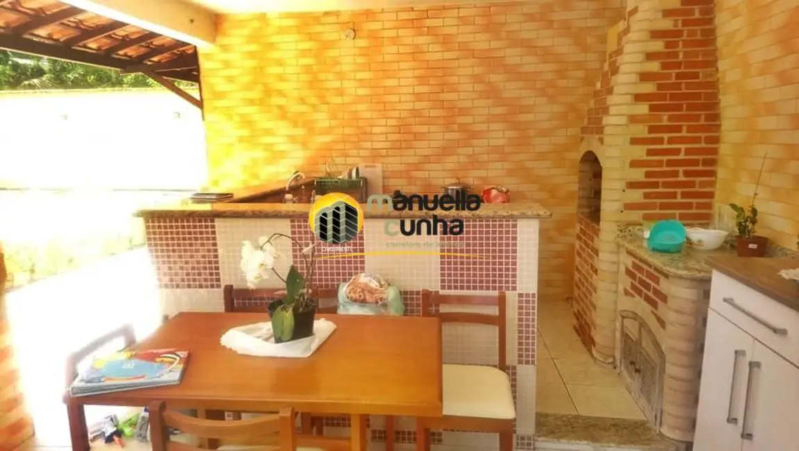 Foto 8 de Casa com 4 quartos à venda, 720m2 em Marica - RJ