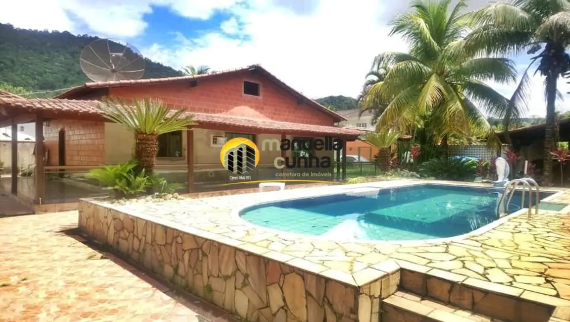 Foto 1 de Casa com 4 quartos à venda, 720m2 em Marica - RJ
