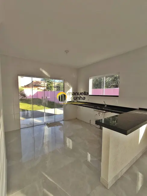 Foto 9 de Casa com 3 quartos à venda, 480m2 em Marica - RJ