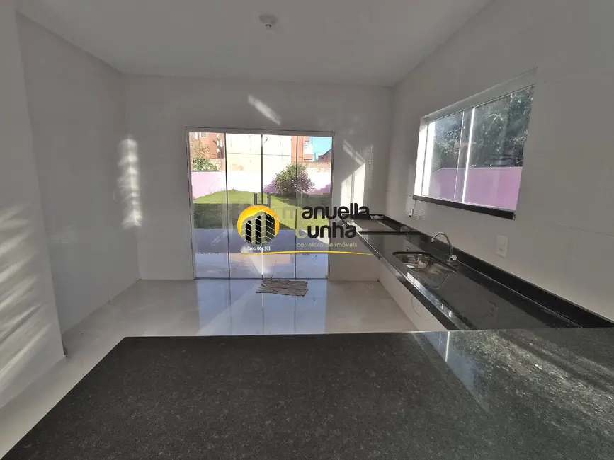 Foto 8 de Casa com 3 quartos à venda, 480m2 em Marica - RJ