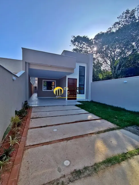 Foto 3 de Casa com 3 quartos à venda, 240m2 em Jardim Atlântico Central (Itaipuaçu), Marica - RJ