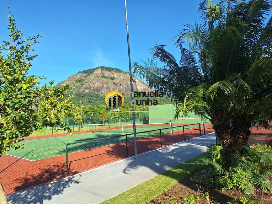 Foto 9 de Casa com 3 quartos à venda, 360m2 em Inoã (Inoã), Marica - RJ