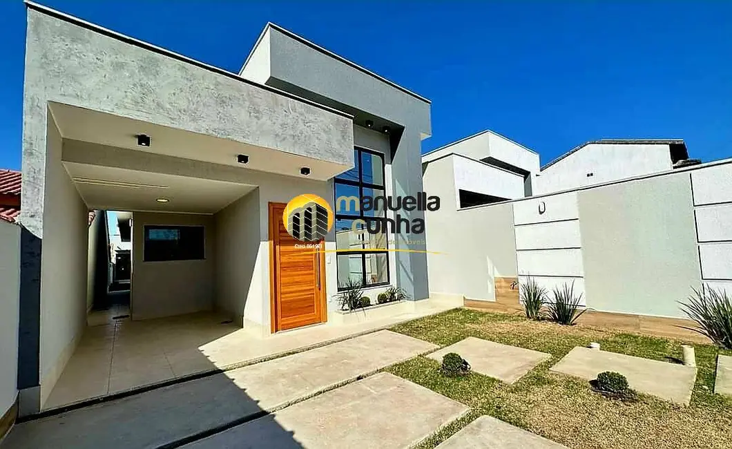 Foto 1 de Casa com 3 quartos à venda, 300m2 em Marica - RJ