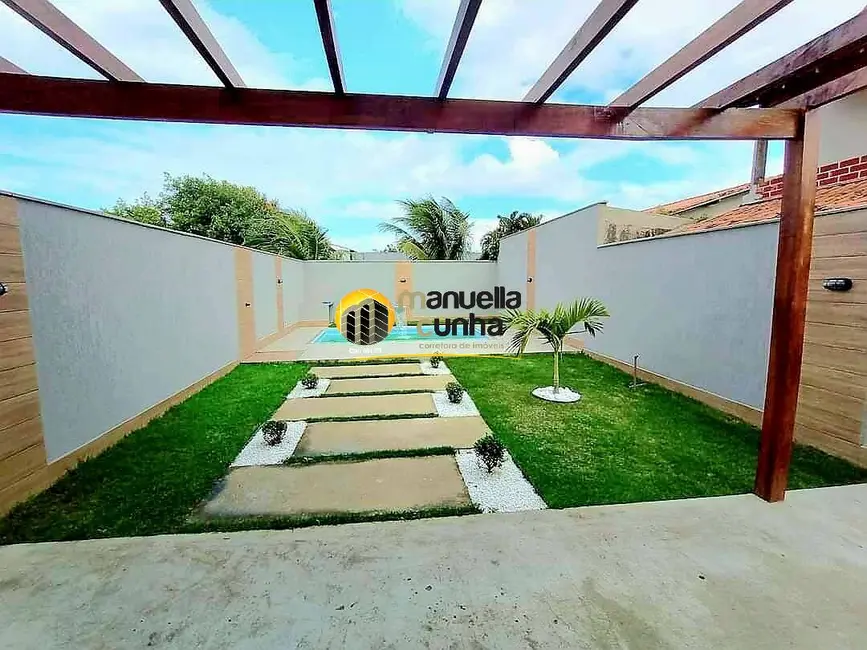 Foto 2 de Casa com 3 quartos à venda, 220m2 em Jardim Atlântico Central (Itaipuaçu), Marica - RJ