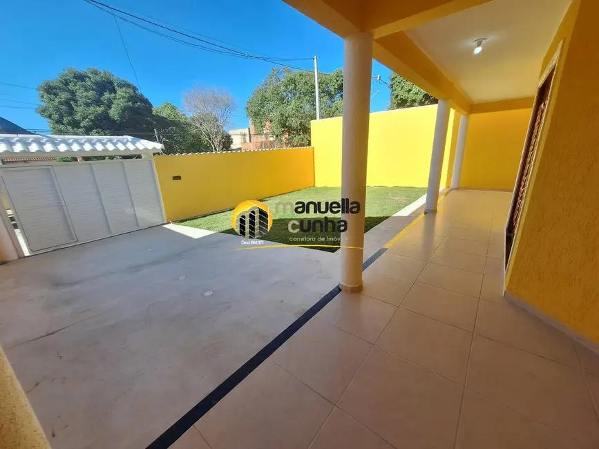 Foto 4 de Casa com 4 quartos à venda, 480m2 em Cajueiros (Itaipuaçu), Marica - RJ