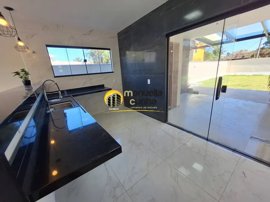 Foto 9 de Casa com 3 quartos à venda, 360m2 em Cajueiros (Itaipuaçu), Marica - RJ