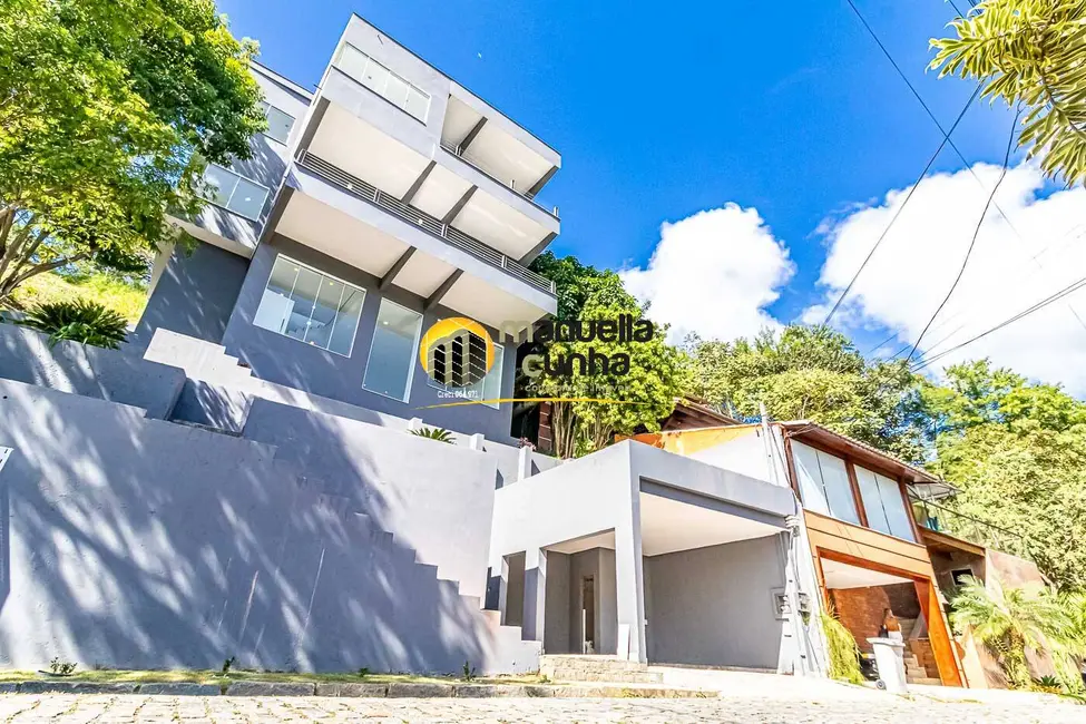 Foto 1 de Casa de Condomínio com 4 quartos à venda, 1500m2 em Vila Progresso, Niteroi - RJ