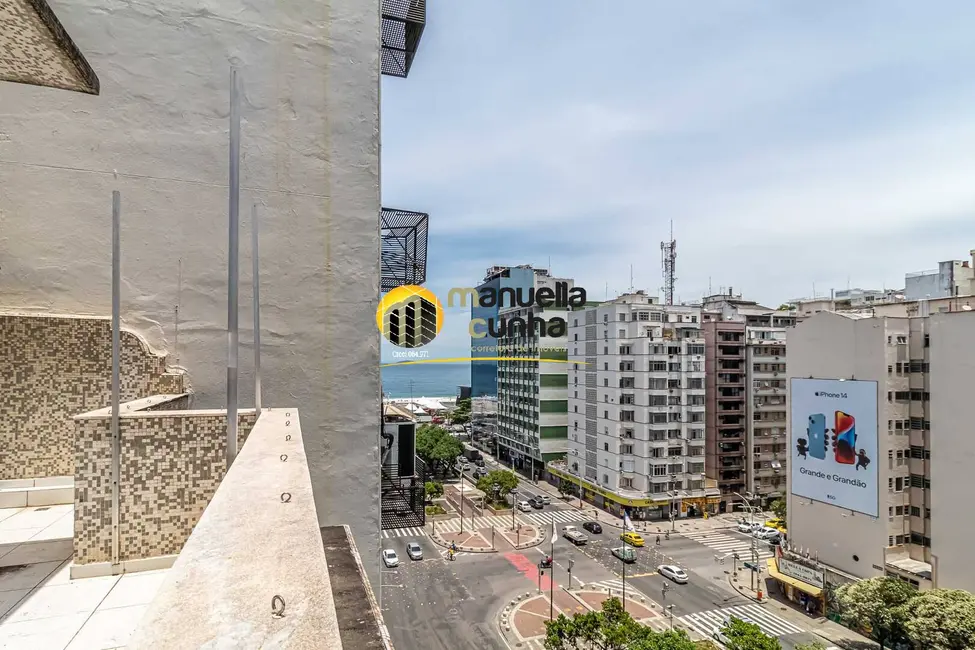 Apartamento com 3 quartos à venda, 135m2 em Copacabana, Rio De Janeiro - RJ - imagem 3 Foto 3 de Apartamento com 3 quartos à venda, 135m2 em Copacabana, Rio De Janeiro - RJ