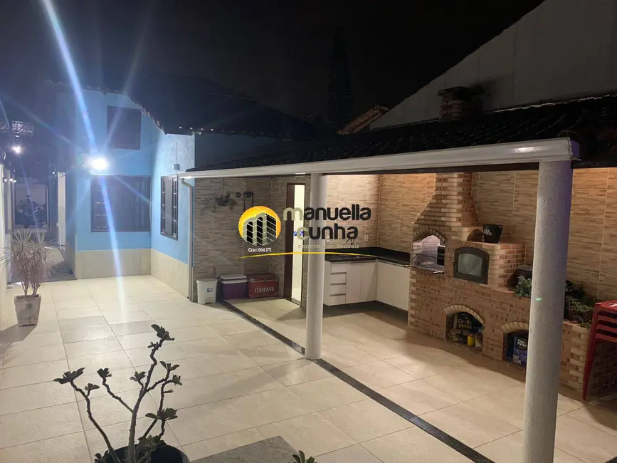 Foto 5 de Casa com 2 quartos à venda, 240m2 em Jardim Atlântico Central (Itaipuaçu), Marica - RJ