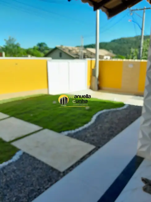 Foto 4 de Casa com 2 quartos à venda, 360m2 em Jacaroá, Marica - RJ