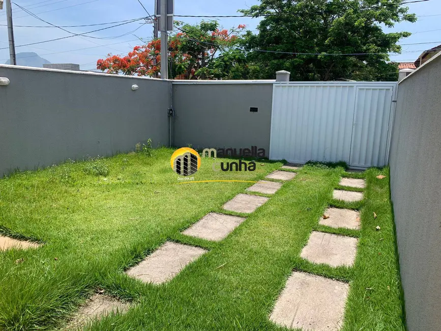 Foto 4 de Casa com 3 quartos à venda, 240m2 em Jardim Atlântico Oeste (Itaipuaçu), Marica - RJ