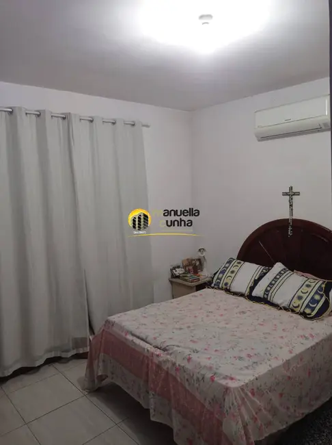 Foto 8 de Casa com 2 quartos à venda, 480m2 em Jardim Atlântico Central (Itaipuaçu), Marica - RJ