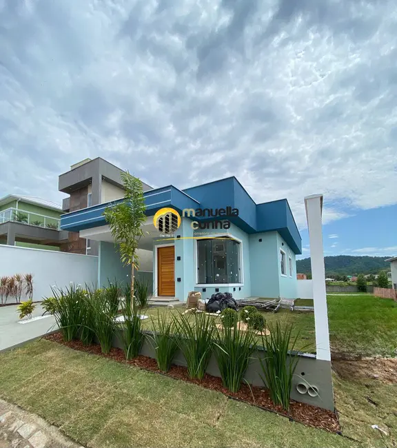 Foto 1 de Casa de Condomínio com 3 quartos à venda, 360m2 em Pindobas, Marica - RJ