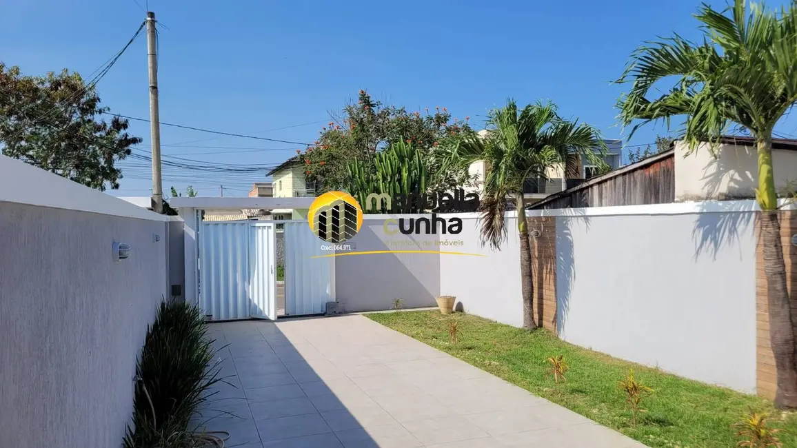 Foto 2 de Casa com 2 quartos à venda, 240m2 em Jardim Atlântico Leste (Itaipuaçu), Marica - RJ