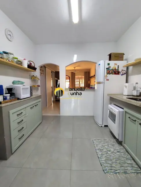 Foto 6 de Casa com 3 quartos à venda, 320m2 em Jardim Atlântico Central (Itaipuaçu), Marica - RJ