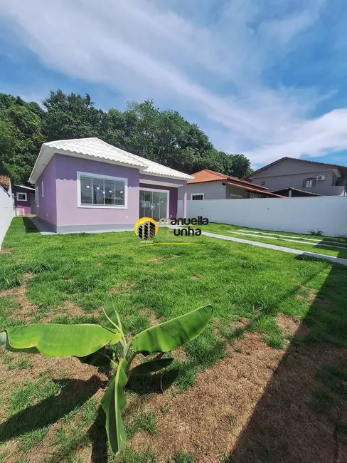Foto 2 de Casa com 2 quartos à venda, 360m2 em Marica - RJ