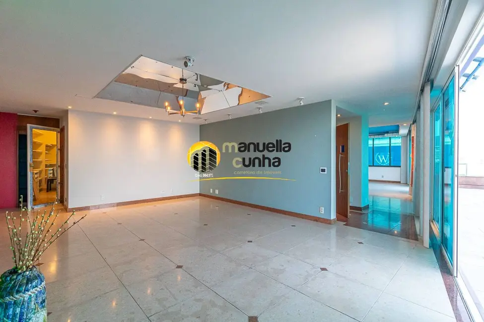 Apartamento com 4 quartos à venda em Copacabana, Rio De Janeiro - RJ - imagem 9 Foto 9 de Apartamento com 4 quartos à venda em Copacabana, Rio De Janeiro - RJ