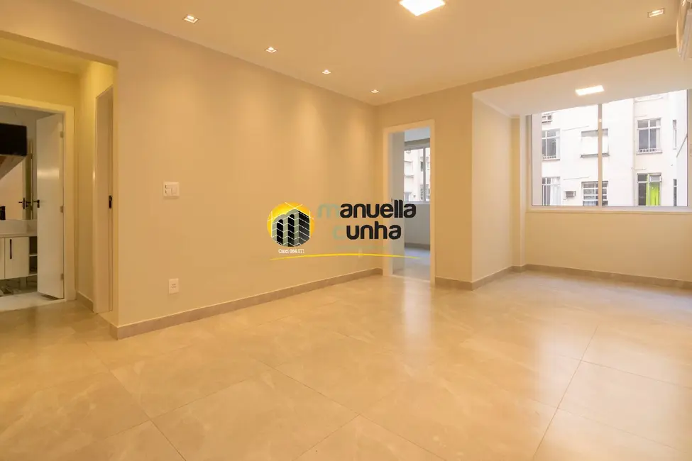 Foto 3 de Apartamento com 2 quartos à venda, 75m2 em Copacabana, Rio De Janeiro - RJ