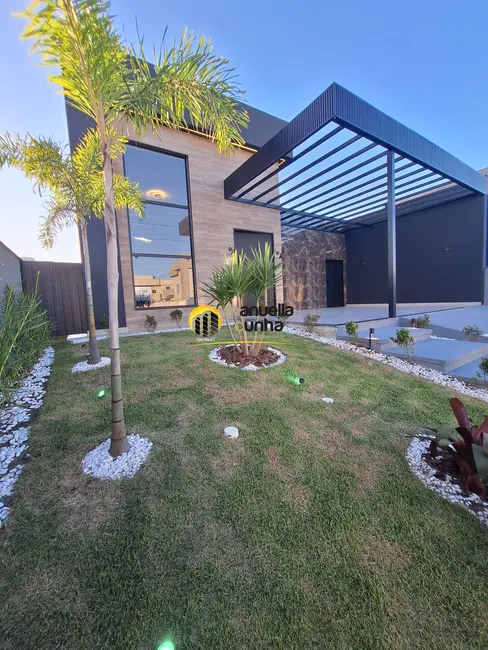 Foto 4 de Casa com 3 quartos à venda, 360m2 em Cajueiros (Itaipuaçu), Marica - RJ