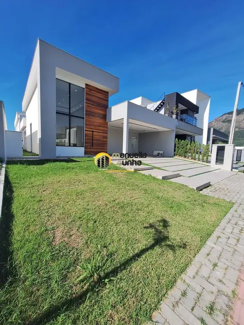 Casa com 3 quartos à venda, 360m2 em Inoã (Inoã), Marica - RJ - imagem 1 Foto 1 de Casa com 3 quartos à venda, 360m2 em Inoã (Inoã), Marica - RJ