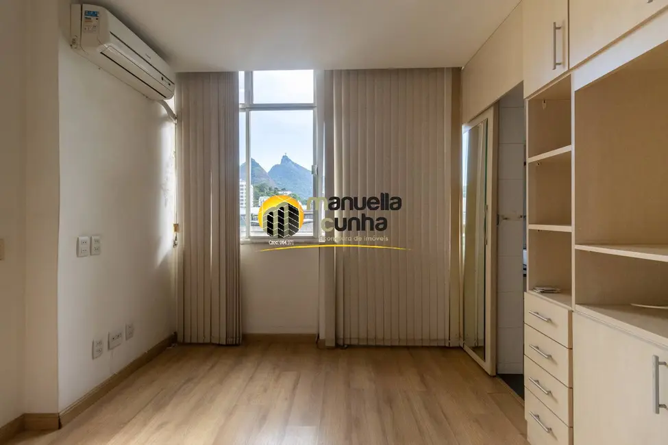 Apartamento com 4 quartos à venda em Laranjeiras, Rio De Janeiro - RJ - imagem 6 Foto 6 de Apartamento com 4 quartos à venda em Laranjeiras, Rio De Janeiro - RJ