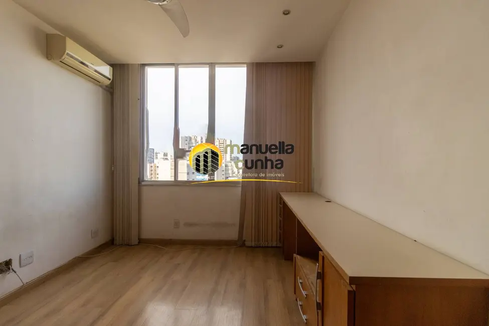 Apartamento com 4 quartos à venda em Laranjeiras, Rio De Janeiro - RJ - imagem 8 Foto 8 de Apartamento com 4 quartos à venda em Laranjeiras, Rio De Janeiro - RJ