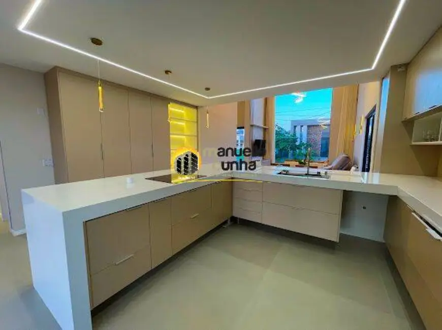 Casa com 3 quartos à venda, 380m2 em Itapeba, Marica - RJ - imagem 9 Foto 9 de Casa com 3 quartos à venda, 380m2 em Itapeba, Marica - RJ