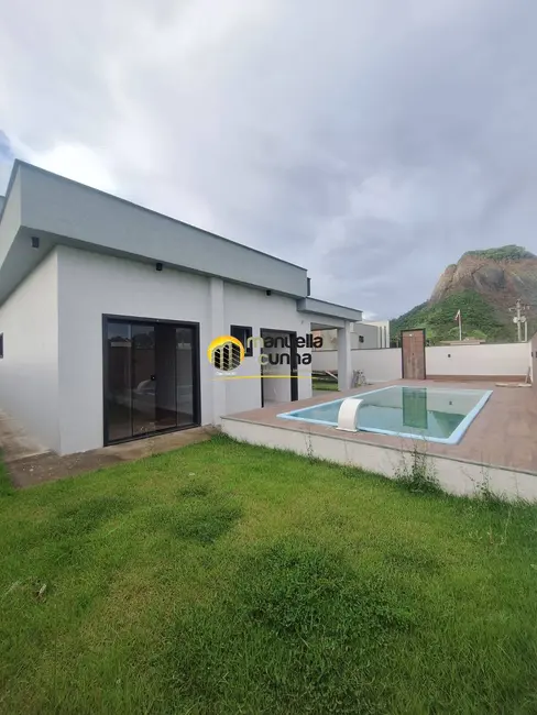 Casa com 3 quartos à venda em Cajueiros (Itaipuaçu), Marica - RJ - imagem 5 Foto 5 de Casa com 3 quartos à venda em Cajueiros (Itaipuaçu), Marica - RJ