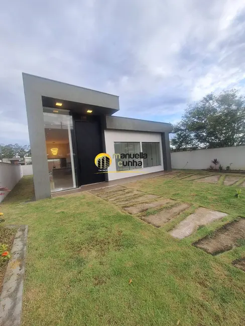 Foto 3 de Casa com 4 quartos à venda em Cajueiros (Itaipuaçu), Marica - RJ