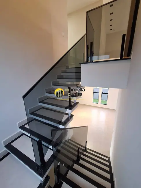 Foto 8 de Casa com 4 quartos à venda, 380m2 em Cajueiros (Itaipuaçu), Marica - RJ
