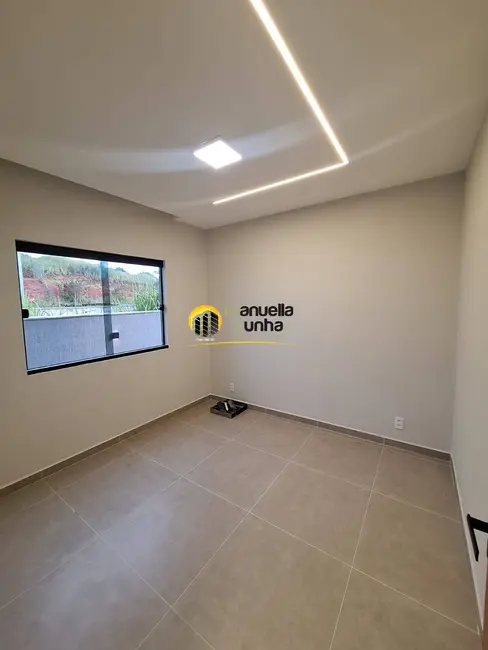 Foto 6 de Casa com 4 quartos à venda, 380m2 em Cajueiros (Itaipuaçu), Marica - RJ
