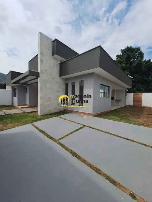 Foto 6 de Casa com 3 quartos à venda, 225m2 em Marica - RJ