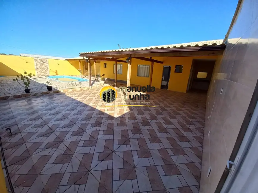 Casa com 2 quartos à venda, 300m2 em Jardim Atlântico Central (Itaipuaçu), Marica - RJ - imagem 1 Foto 1 de Casa com 2 quartos à venda, 300m2 em Jardim Atlântico Central (Itaipuaçu), Marica - RJ