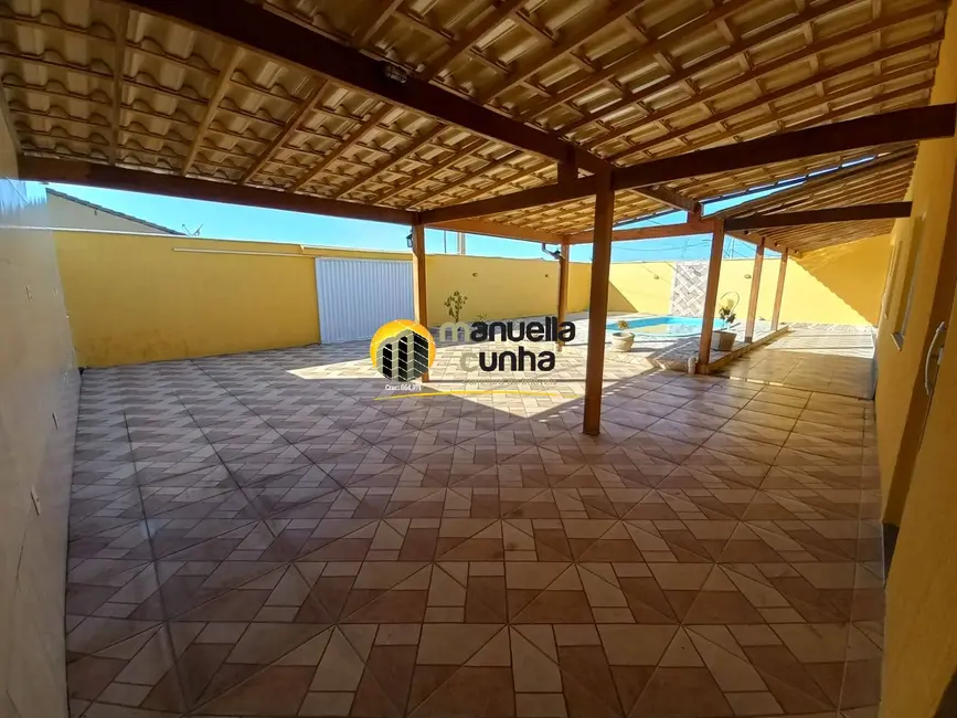 Casa com 2 quartos à venda, 300m2 em Jardim Atlântico Central (Itaipuaçu), Marica - RJ - imagem 2 Foto 2 de Casa com 2 quartos à venda, 300m2 em Jardim Atlântico Central (Itaipuaçu), Marica - RJ