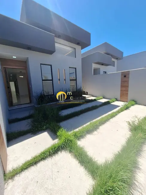 Foto 2 de Casa com 3 quartos à venda, 220m2 em Jardim Atlântico Central (Itaipuaçu), Marica - RJ