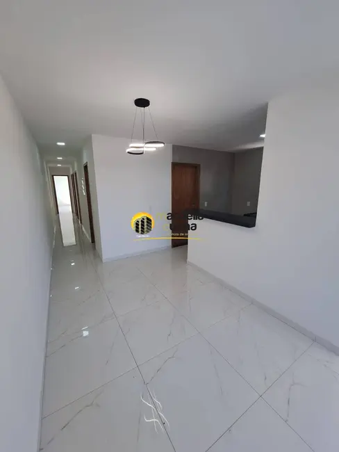 Foto 5 de Casa com 3 quartos à venda, 220m2 em Jardim Atlântico Central (Itaipuaçu), Marica - RJ