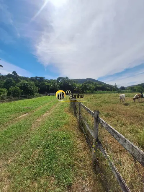 Chácara com 2 quartos à venda, 7265m2 em Caxito, Marica - RJ - imagem 6 Foto 6 de Chácara com 2 quartos à venda, 7265m2 em Caxito, Marica - RJ
