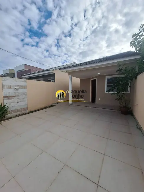Foto 1 de Casa com 2 quartos à venda, 240m2 em Marica - RJ