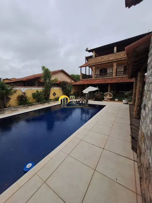 Casa com 5 quartos à venda, 480m2 em Jardim Atlântico Central (Itaipuaçu), Marica - RJ - imagem 3 Foto 3 de Casa com 5 quartos à venda, 480m2 em Jardim Atlântico Central (Itaipuaçu), Marica - RJ