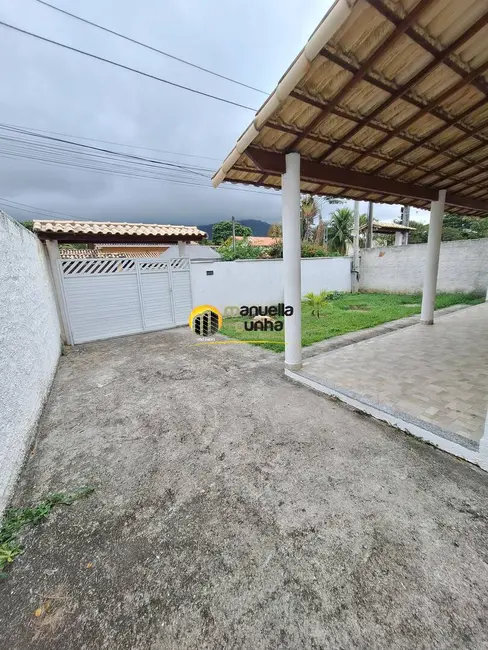 Foto 2 de Casa com 2 quartos à venda, 360m2 em Retiro, Marica - RJ