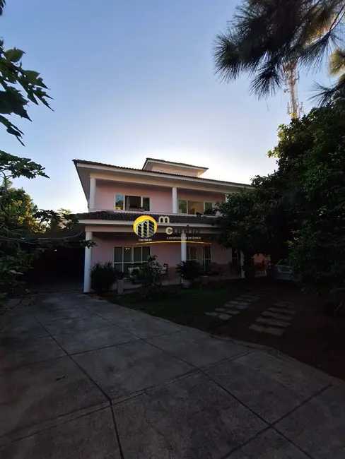 Foto 2 de Casa com 3 quartos à venda, 600m2 em Centro, Marica - RJ