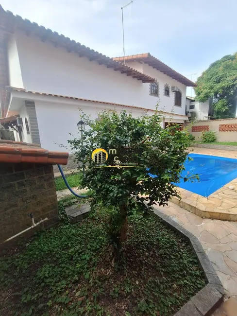 Foto 2 de Casa com 4 quartos à venda, 360m2 em Flamengo, Marica - RJ