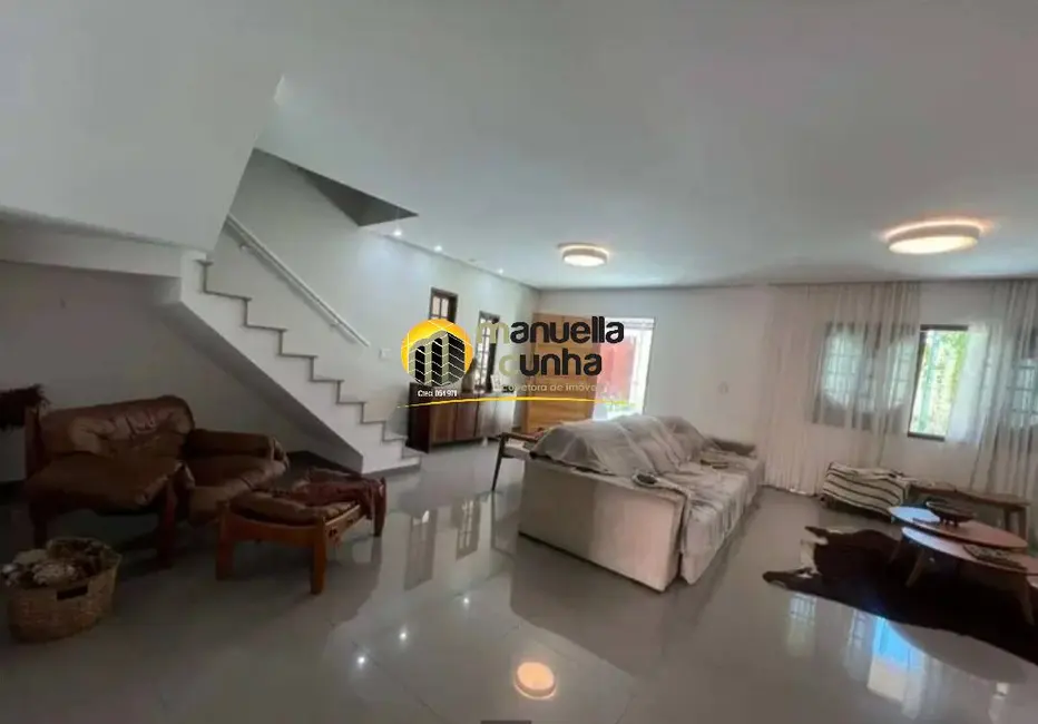 Foto 8 de Casa com 5 quartos à venda, 360m2 em Pacheco, Sao Goncalo - RJ