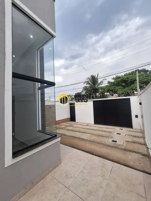 Foto 6 de Casa com 3 quartos à venda, 240m2 em Jardim Atlântico Central (Itaipuaçu), Marica - RJ