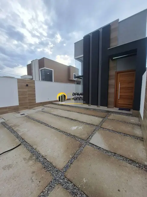 Foto 4 de Casa com 3 quartos à venda, 240m2 em Jardim Atlântico Central (Itaipuaçu), Marica - RJ